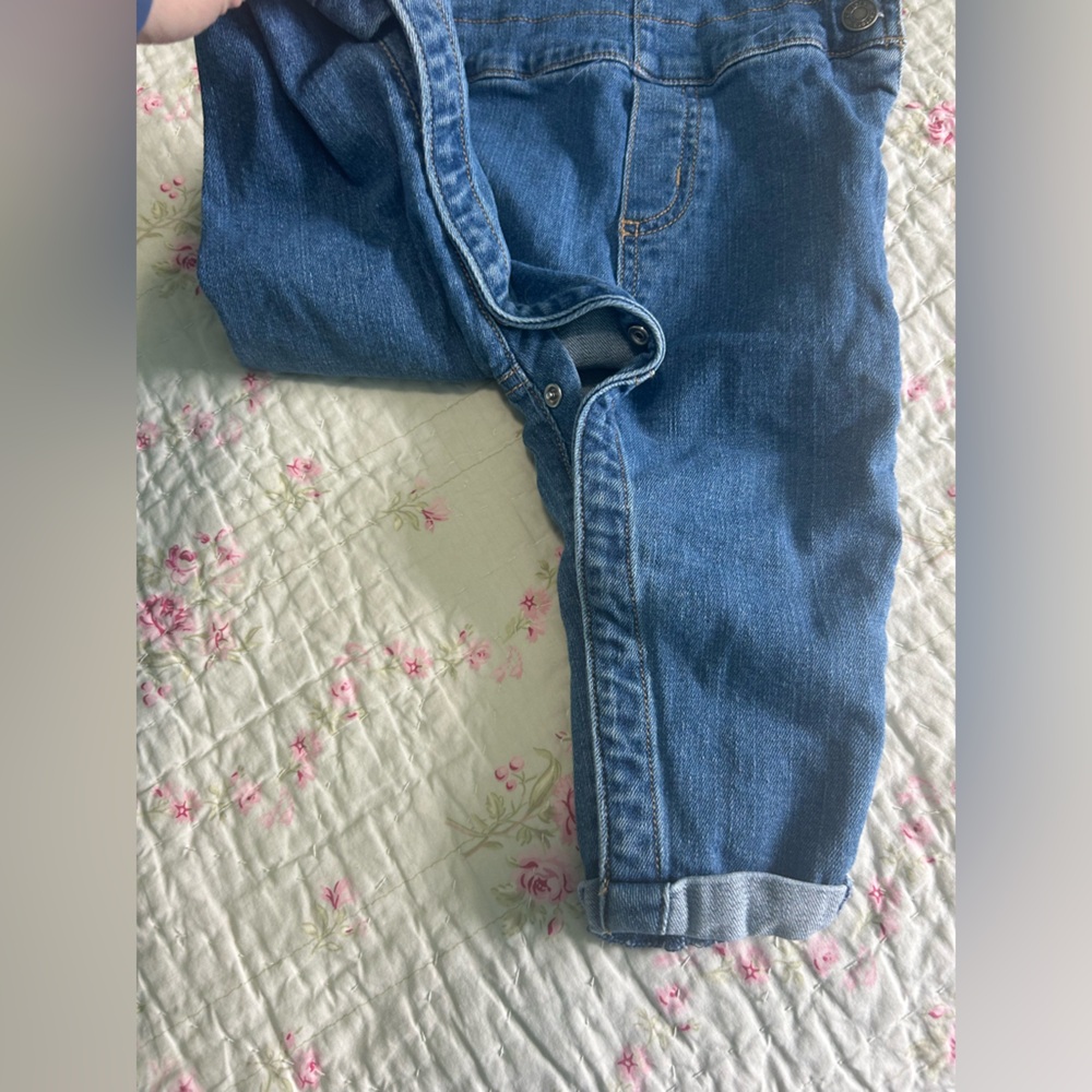 SOLD Carters denim overalls size 9 months - Picture 2 of 5